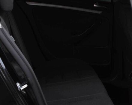 Черный Фольксваген Гольф, объемом двигателя 1.6 л и пробегом 223 тыс. км за 6999 $, фото 16 на Automoto.ua