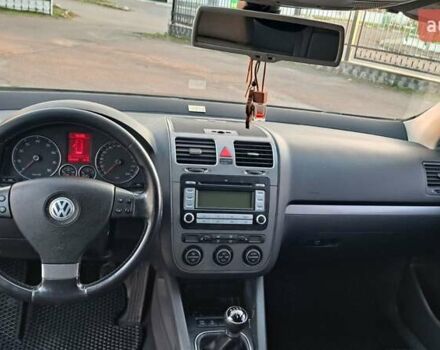 Чорний Фольксваген Гольф, об'ємом двигуна 1.98 л та пробігом 287 тис. км за 5799 $, фото 7 на Automoto.ua