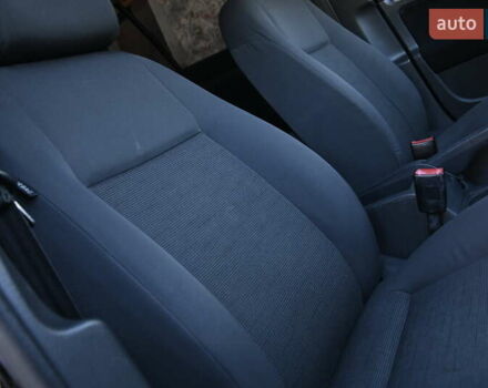 Чорний Фольксваген Гольф, об'ємом двигуна 1.4 л та пробігом 212 тис. км за 5555 $, фото 29 на Automoto.ua