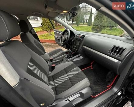 Чорний Фольксваген Гольф, об'ємом двигуна 1.4 л та пробігом 290 тис. км за 4999 $, фото 27 на Automoto.ua