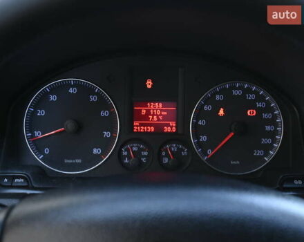 Чорний Фольксваген Гольф, об'ємом двигуна 1.4 л та пробігом 212 тис. км за 5555 $, фото 18 на Automoto.ua