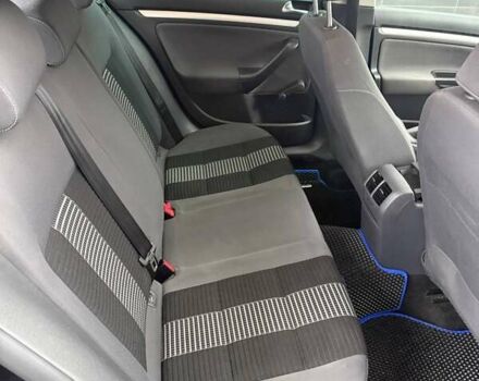 Черный Фольксваген Гольф, объемом двигателя 1.6 л и пробегом 225 тыс. км за 7300 $, фото 19 на Automoto.ua