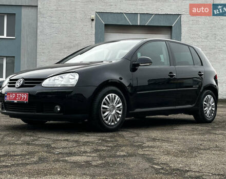 Черный Фольксваген Гольф, объемом двигателя 1.4 л и пробегом 231 тыс. км за 6799 $, фото 8 на Automoto.ua