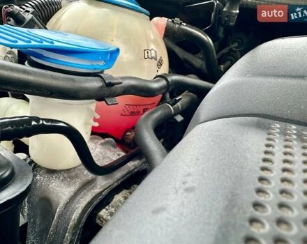 Черный Фольксваген Гольф, объемом двигателя 1.6 л и пробегом 215 тыс. км за 6300 $, фото 39 на Automoto.ua