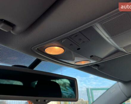 Черный Фольксваген Гольф, объемом двигателя 1.4 л и пробегом 248 тыс. км за 6999 $, фото 18 на Automoto.ua