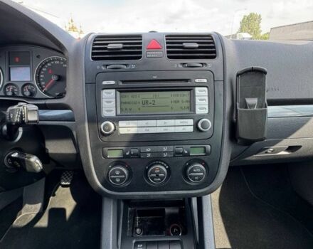 Чорний Фольксваген Гольф, об'ємом двигуна 1.4 л та пробігом 221 тис. км за 5500 $, фото 22 на Automoto.ua