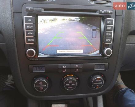 Черный Фольксваген Гольф, объемом двигателя 1.9 л и пробегом 250 тыс. км за 5500 $, фото 5 на Automoto.ua