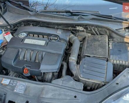 Черный Фольксваген Гольф, объемом двигателя 1.6 л и пробегом 178 тыс. км за 5950 $, фото 4 на Automoto.ua