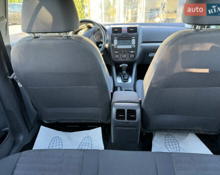 Черный Фольксваген Гольф, объемом двигателя 1.4 л и пробегом 190 тыс. км за 6690 $, фото 43 на Automoto.ua