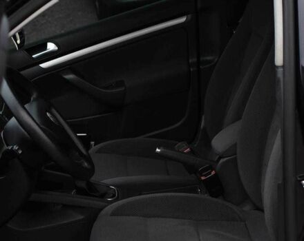 Черный Фольксваген Гольф, объемом двигателя 1.6 л и пробегом 223 тыс. км за 6999 $, фото 11 на Automoto.ua