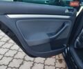 Черный Фольксваген Гольф, объемом двигателя 1.6 л и пробегом 190 тыс. км за 6850 $, фото 32 на Automoto.ua
