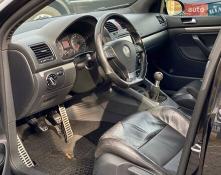 Черный Фольксваген Гольф, объемом двигателя 1.9 л и пробегом 266 тыс. км за 6400 $, фото 8 на Automoto.ua