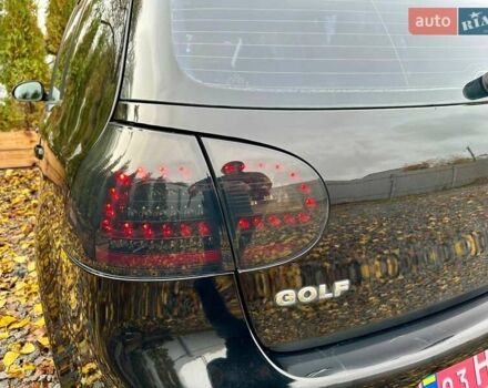 Черный Фольксваген Гольф, объемом двигателя 1.6 л и пробегом 215 тыс. км за 6300 $, фото 33 на Automoto.ua