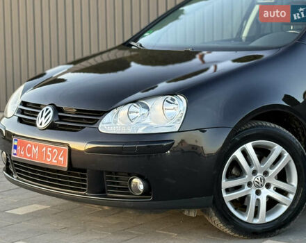 Черный Фольксваген Гольф, объемом двигателя 1.4 л и пробегом 211 тыс. км за 5690 $, фото 7 на Automoto.ua