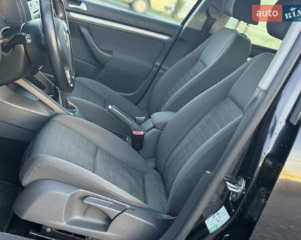 Чорний Фольксваген Гольф, об'ємом двигуна 1.4 л та пробігом 211 тис. км за 5650 $, фото 42 на Automoto.ua