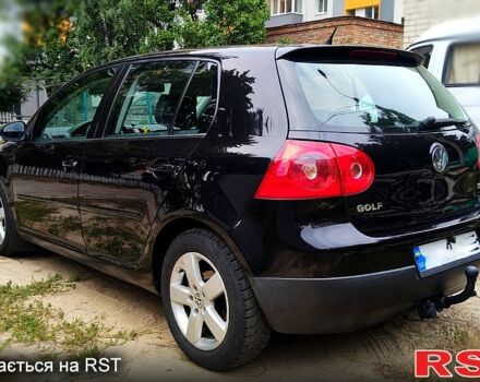 Чорний Фольксваген Гольф, об'ємом двигуна 2 л та пробігом 318 тис. км за 5900 $, фото 3 на Automoto.ua