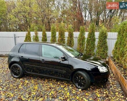 Черный Фольксваген Гольф, объемом двигателя 1.6 л и пробегом 215 тыс. км за 6300 $, фото 34 на Automoto.ua