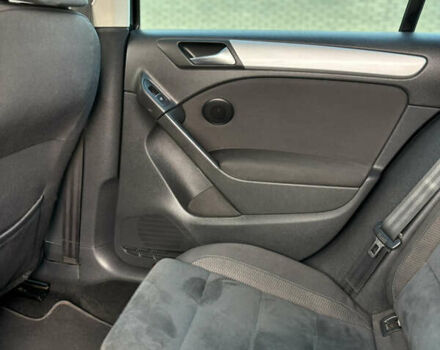 Чорний Фольксваген Гольф, об'ємом двигуна 1.39 л та пробігом 208 тис. км за 7200 $, фото 44 на Automoto.ua