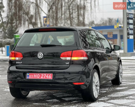 Черный Фольксваген Гольф, объемом двигателя 1.6 л и пробегом 199 тыс. км за 8500 $, фото 25 на Automoto.ua