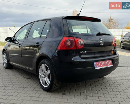 Черный Фольксваген Гольф, объемом двигателя 1.6 л и пробегом 243 тыс. км за 5999 $, фото 13 на Automoto.ua