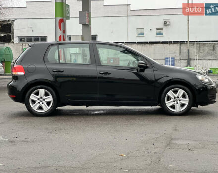 Черный Фольксваген Гольф, объемом двигателя 1.6 л и пробегом 241 тыс. км за 7999 $, фото 17 на Automoto.ua