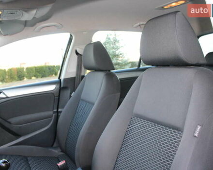 Черный Фольксваген Гольф, объемом двигателя 1.6 л и пробегом 210 тыс. км за 7390 $, фото 36 на Automoto.ua