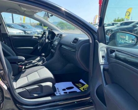 Черный Фольксваген Гольф, объемом двигателя 1.6 л и пробегом 194 тыс. км за 7300 $, фото 22 на Automoto.ua