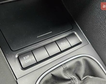 Черный Фольксваген Гольф, объемом двигателя 1.39 л и пробегом 197 тыс. км за 7350 $, фото 77 на Automoto.ua