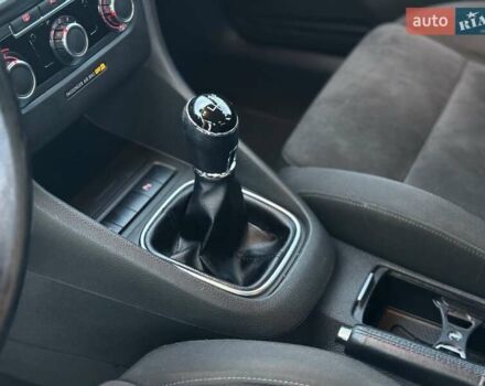 Чорний Фольксваген Гольф, об'ємом двигуна 1.39 л та пробігом 196 тис. км за 7100 $, фото 29 на Automoto.ua