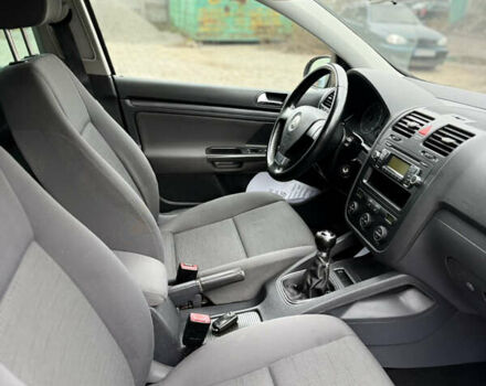 Черный Фольксваген Гольф, объемом двигателя 1.6 л и пробегом 185 тыс. км за 6999 $, фото 10 на Automoto.ua