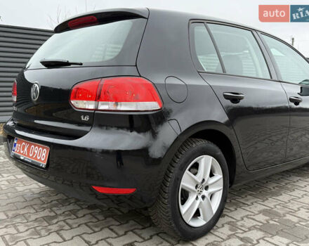 Черный Фольксваген Гольф, объемом двигателя 1.6 л и пробегом 198 тыс. км за 7899 $, фото 129 на Automoto.ua