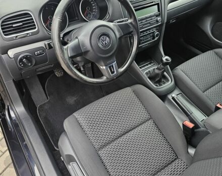 Чорний Фольксваген Гольф, об'ємом двигуна 1.6 л та пробігом 215 тис. км за 7900 $, фото 17 на Automoto.ua