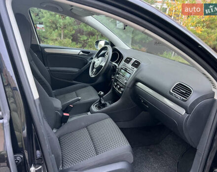 Фольксваген Гольф 2009 в Хмельницком на Automoto.ua Черный Фольксваген Гольф, объемом двигателя 1.4 л и пробегом 207 тыс. км за 7499 $, фото 36 на Automoto.ua