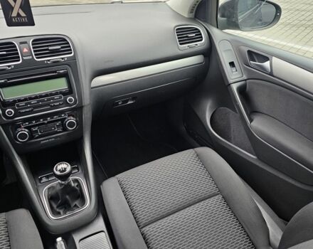 Чорний Фольксваген Гольф, об'ємом двигуна 1.6 л та пробігом 215 тис. км за 7900 $, фото 23 на Automoto.ua