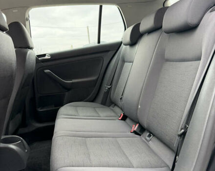 Черный Фольксваген Гольф, объемом двигателя 1.6 л и пробегом 189 тыс. км за 6650 $, фото 31 на Automoto.ua