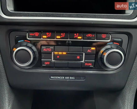 Черный Фольксваген Гольф, объемом двигателя 1.6 л и пробегом 198 тыс. км за 7950 $, фото 113 на Automoto.ua