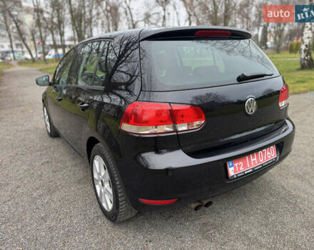Черный Фольксваген Гольф, объемом двигателя 1.39 л и пробегом 251 тыс. км за 8400 $, фото 11 на Automoto.ua