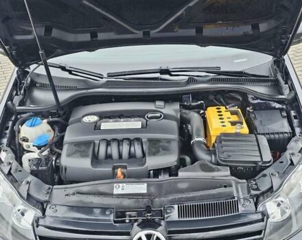 Черный Фольксваген Гольф, объемом двигателя 1.6 л и пробегом 218 тыс. км за 7900 $, фото 15 на Automoto.ua