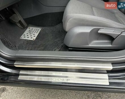 Черный Фольксваген Гольф, объемом двигателя 1.6 л и пробегом 196 тыс. км за 7000 $, фото 33 на Automoto.ua