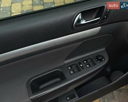 Чорний Фольксваген Гольф, об'ємом двигуна 1.4 л та пробігом 223 тис. км за 6700 $, фото 15 на Automoto.ua
