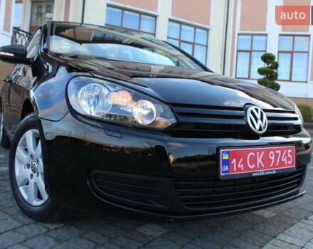 Черный Фольксваген Гольф, объемом двигателя 1.6 л и пробегом 210 тыс. км за 7590 $, фото 4 на Automoto.ua