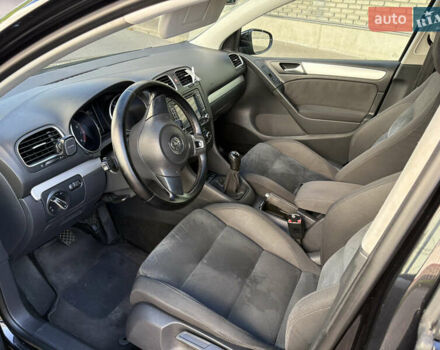 Чорний Фольксваген Гольф, об'ємом двигуна 1.39 л та пробігом 208 тис. км за 7200 $, фото 12 на Automoto.ua