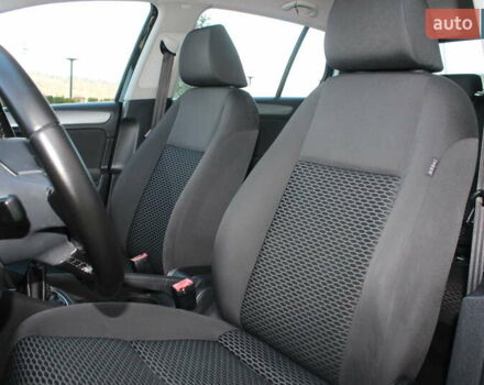 Черный Фольксваген Гольф, объемом двигателя 1.6 л и пробегом 210 тыс. км за 7590 $, фото 35 на Automoto.ua