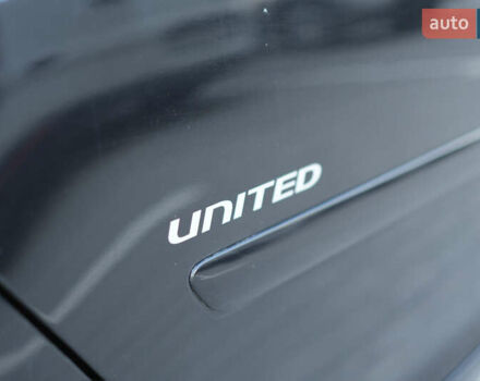 Черный Фольксваген Гольф, объемом двигателя 1.4 л и пробегом 258 тыс. км за 5999 $, фото 5 на Automoto.ua