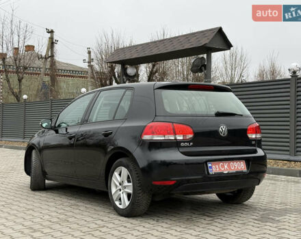 Черный Фольксваген Гольф, объемом двигателя 1.6 л и пробегом 198 тыс. км за 7950 $, фото 26 на Automoto.ua