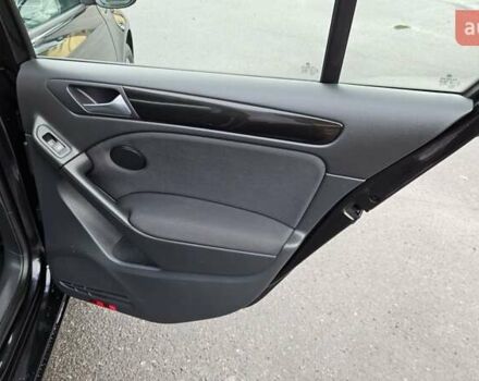 Черный Фольксваген Гольф, объемом двигателя 1.39 л и пробегом 197 тыс. км за 7350 $, фото 44 на Automoto.ua