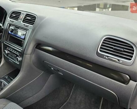 Черный Фольксваген Гольф, объемом двигателя 1.39 л и пробегом 197 тыс. км за 7350 $, фото 40 на Automoto.ua