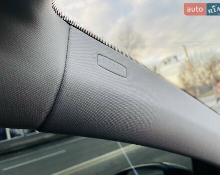 Черный Фольксваген Гольф, объемом двигателя 1.6 л и пробегом 247 тыс. км за 7950 $, фото 33 на Automoto.ua