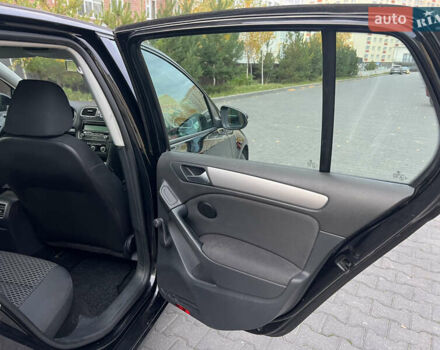 Фольксваген Гольф 2009 в Хмельницком на Automoto.ua Черный Фольксваген Гольф, объемом двигателя 1.4 л и пробегом 207 тыс. км за 7499 $, фото 31 на Automoto.ua