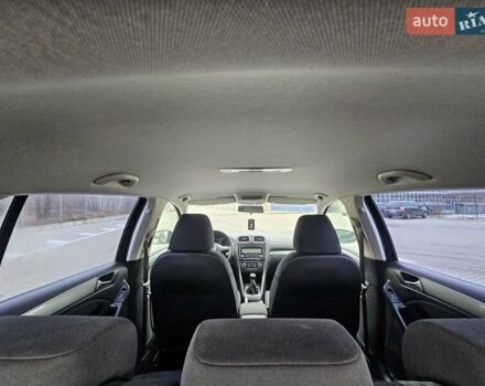 Черный Фольксваген Гольф, объемом двигателя 1.6 л и пробегом 218 тыс. км за 7900 $, фото 31 на Automoto.ua